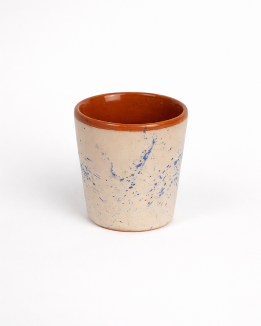 Stefan - big cup - off white with speckles