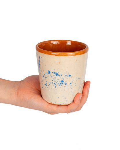 Stefan - big cup - off white with speckles