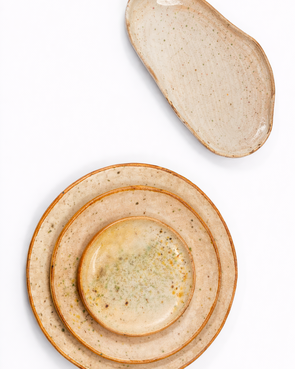 4pc plate set - off white with speckles